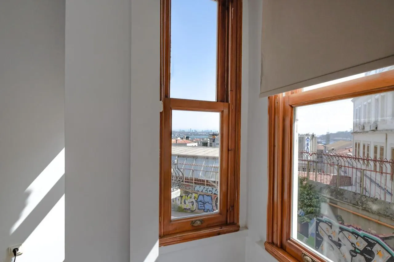 Homie Suites - Historical Apartment Nearby Galata Tower 이스탄불