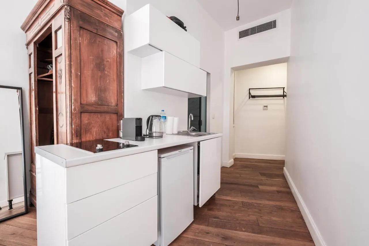 Homie Suites - Historical Apartment Nearby Galata Tower 이스탄불