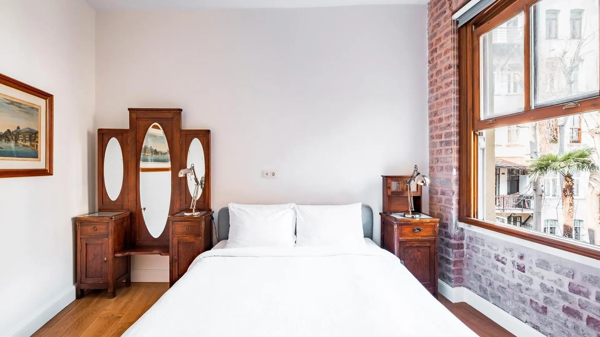 Homie Suites - Historical Apartment Nearby Galata Tower 이스탄불
